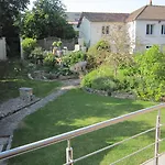 Au Chardon Bleu Bed & Breakfast
