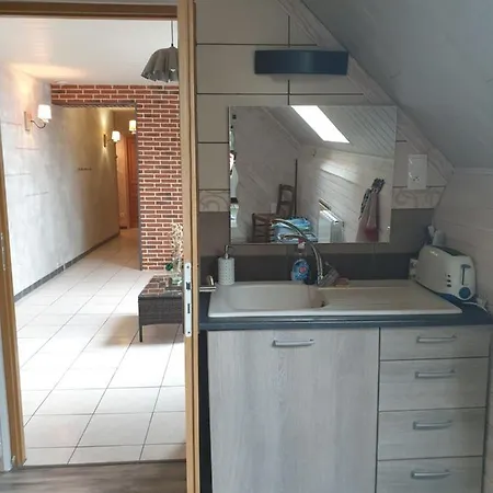 Au Chardon Bleu Bed & Breakfast Nesle