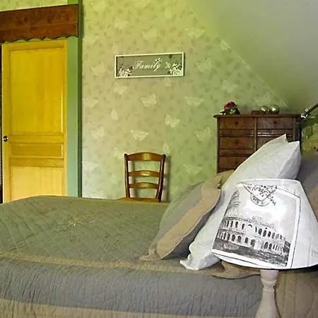 Au Chardon Bleu Bed & Breakfast