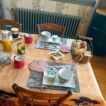 Au Chardon Bleu 3* Nesle