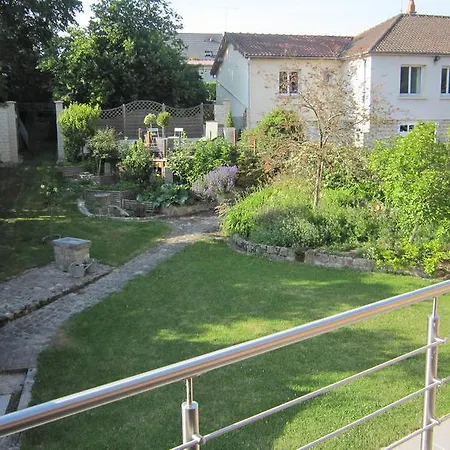 Au Chardon Bleu Couette-café